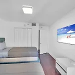Central Ocean View 3 Bedrooms In Miami W Parking